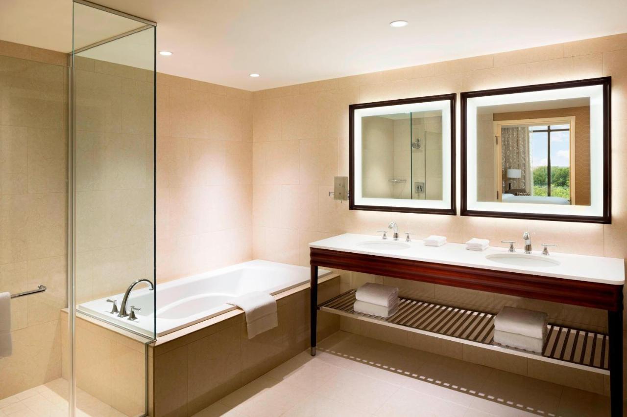 Sheraton Austin & Conference Center Hotel